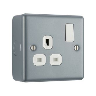 Masterplug Metal Clad Switched Socket