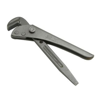 Footprint Pipe Wrench