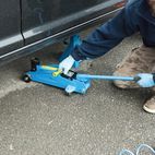 Silverline Hydraulic Trolley Jack 2 Tonne additional 6