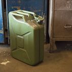 Silverline Jerry Can – 20L Steel Fuel Storage Can with Leak-Proof Cap for Petrol &amp; Diesel additional 4