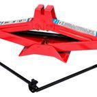 Hilka 1.5 Tonne Scissor Jack additional 5