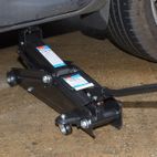 Hilka 3 Tonne Trolley Jack additional 3