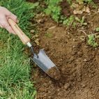 Kent &amp; Stowe Hand Transplanting Trowel, FSC® additional 3