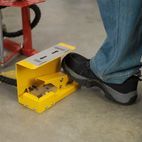 Sealey RE300 Coil Spring Compressor - Air Operated 1000kg additional 10