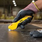 STANLEY® FatMax® Auto-Retract Squeeze Safety Knife additional 4