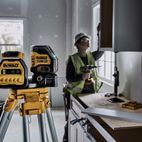 DEWALT DCE088 Self-Levelling Cross Line Green Beam Laser additional 7
