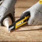 STANLEY® Slide Snap-Off Knife with Blade Breaker 18mm additional 6