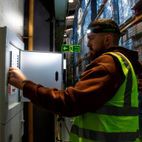 Luceco LILHF35P65-01 Flexible Headtorch With Motion Sensor additional 2