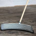Faithfull Heavy-Duty Curved Yard Squeegee 30in (762mm) additional 3