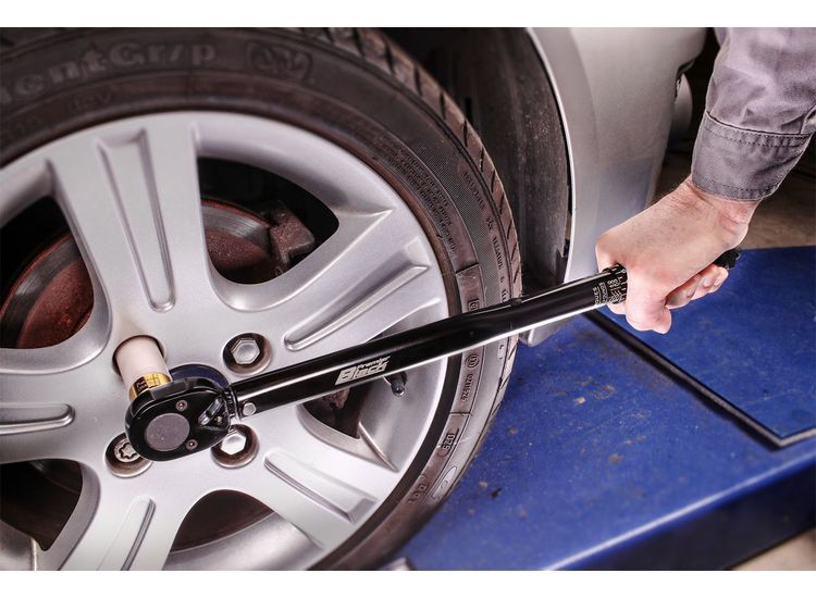 Sealey AK624B Micrometer Torque Wrench 1/2"Sq Drive Calibrated Black Series