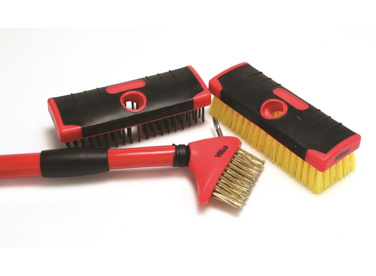 Hilka 3 pce Extending Garden Brush Set