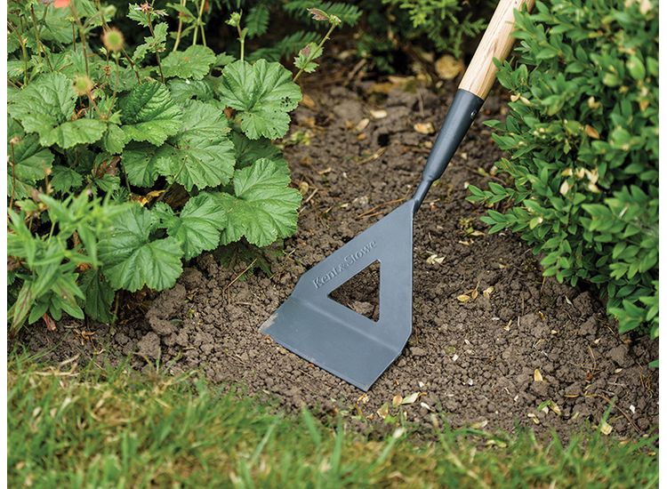 Kent &amp; Stowe Long Handled Dutch Hoe, FSC®