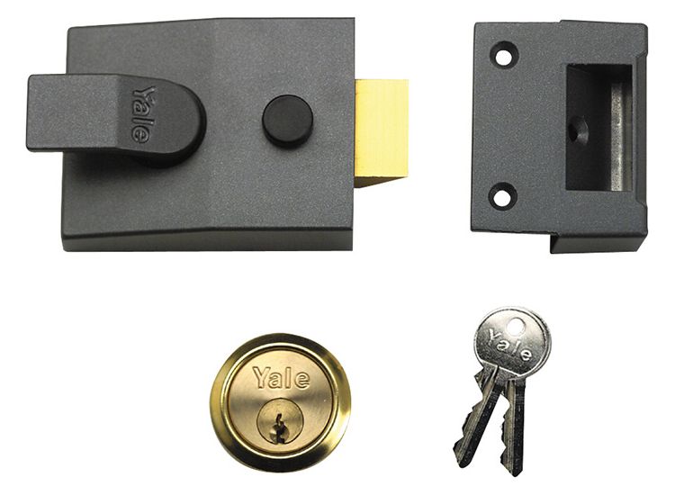 Yale Locks 89 Series Deadlocking Nightlatch