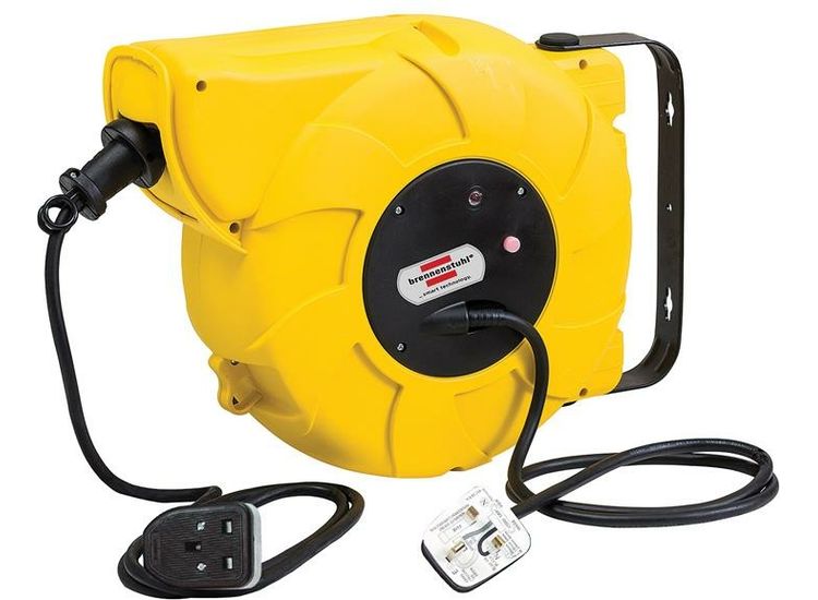 Brennenstuhl Auto Cable Reel, 240V