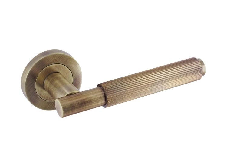 SMITHS Linear Lever On Rose